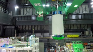 http://fukushimaupdate.com/video-transfer-of-fuel-assemblies-to-the-cask-inside-reactor-4/
